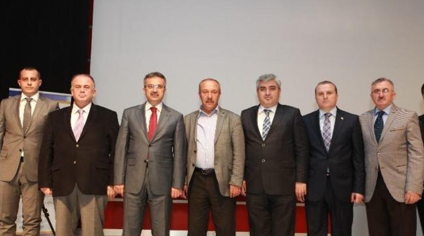 Tarih&ccedil;i Mehmet &Ccedil;elik'in Tarih Sohbetleri B&uuml;y&uuml;k İlgi G&ouml;r&uuml;yor