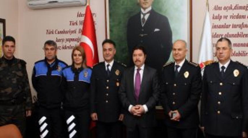 Muğla Valisi Şahin: Emniyet Birimleri Takdire Ş&acirc;yan Işler Yapıyor