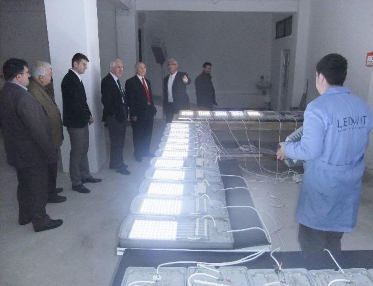 Başkan İ&ccedil;a Ve M&uuml;ft&uuml; &Uuml;sk&uuml;l&uuml;pl&uuml;, G&uuml;n-er Enerji'yi Ziyaret Etti