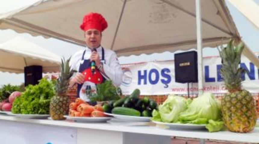 D&Uuml;ZELTME - Didimli Hanımlar Oktay Usta'yı Ağırladı