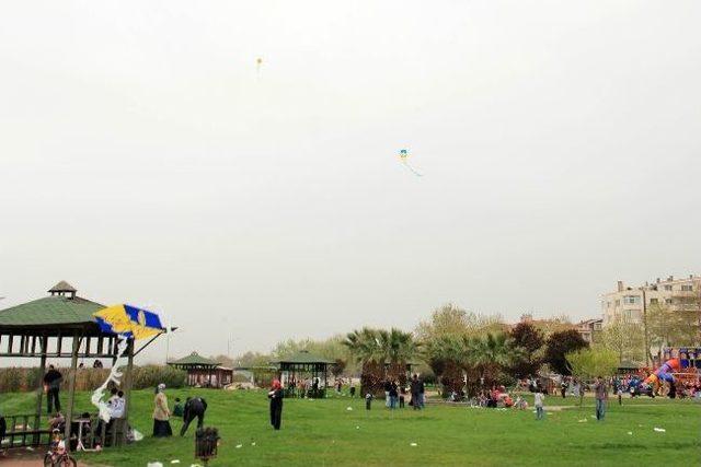 &Ccedil;ocuklar Seyretti, Babalar U&ccedil;urdu 1