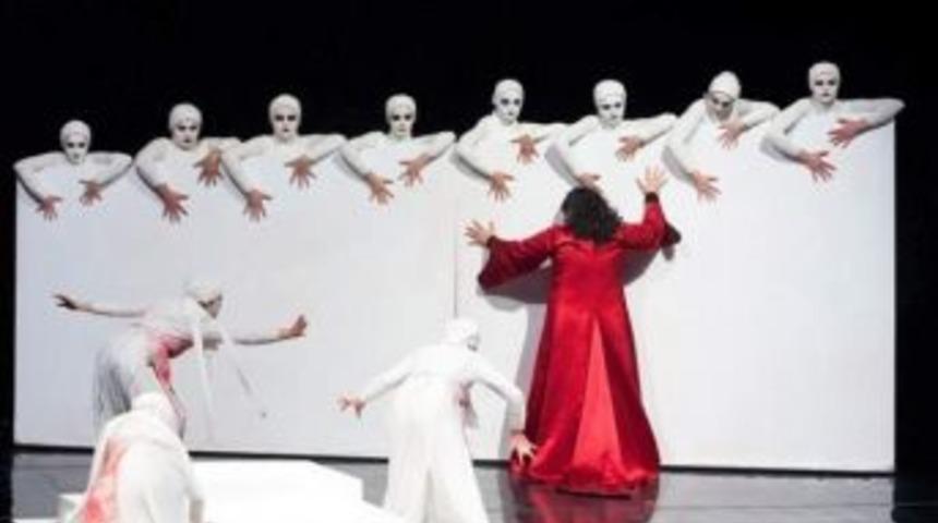 &ldquo;macbeth&rdquo; Son Kez Sahnede