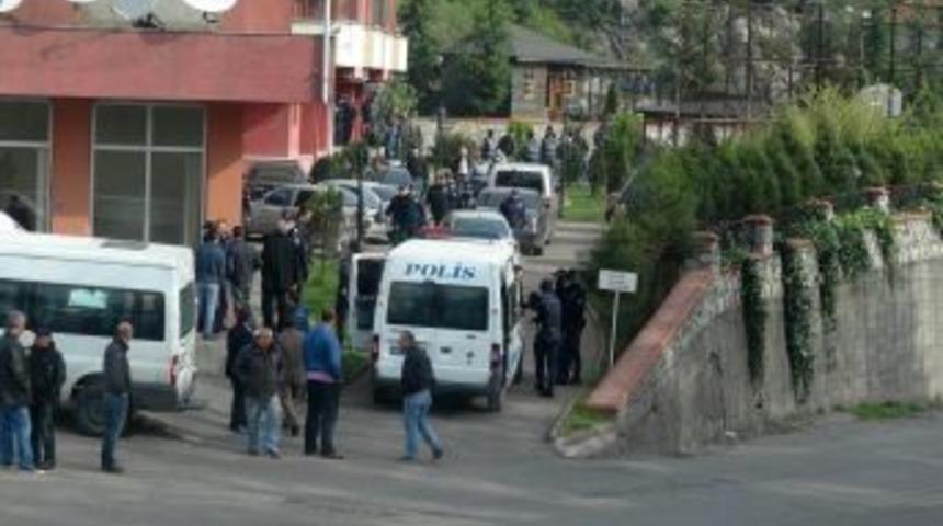 Zonguldak'ta Eşzamanlı Operasyon: 69 Kişi G&ouml;zaltına Alındı