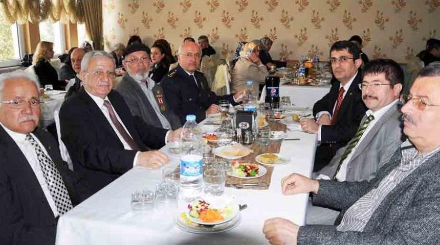 Vali Yardımcısı Hasan &Ouml;zhan: Polis Teşkilatı Ter&ouml;re 7 Bin 900 Şehit Verdi