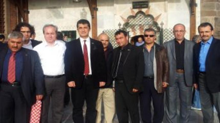 Demokrat Eğitimciler Sendikası, Avcı&rsquo;yı Yeniden Başkan Se&ccedil;ti