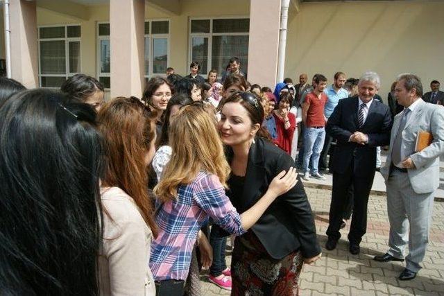 Giresun Üniversitesi Rektörü Prof. Dr. Aygün Attar, İlçelerde İnceleme Ve Ziyaretlerde Bulunuyor