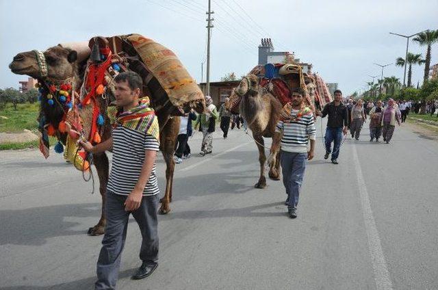 Antalya Caddelerinde Yörük Göçü