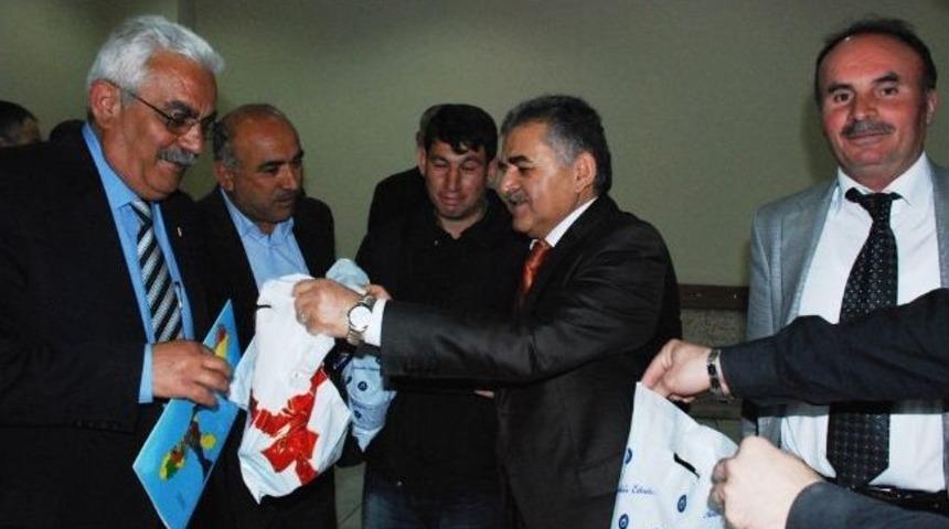 Muhtarlar Toplantısı İle 2013 Yılı Yatırım Ve Hizmet Programı Tartışıldı