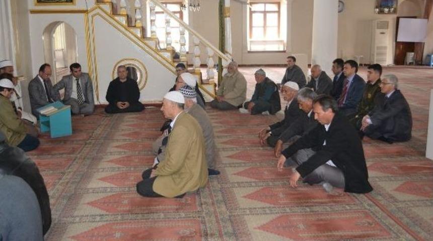 Kula'da Şehitler Unutulmadı