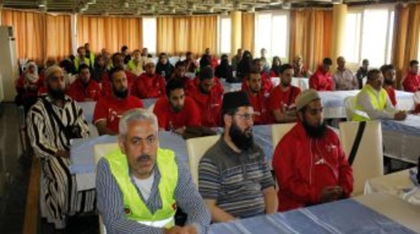 2'inci Tıbbi Yardım Konvoyu Suriye&rsquo;ye Ge&ccedil;ti