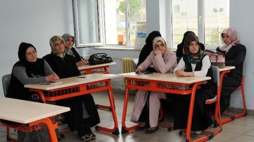 Canik&rsquo;te Aile Okulu