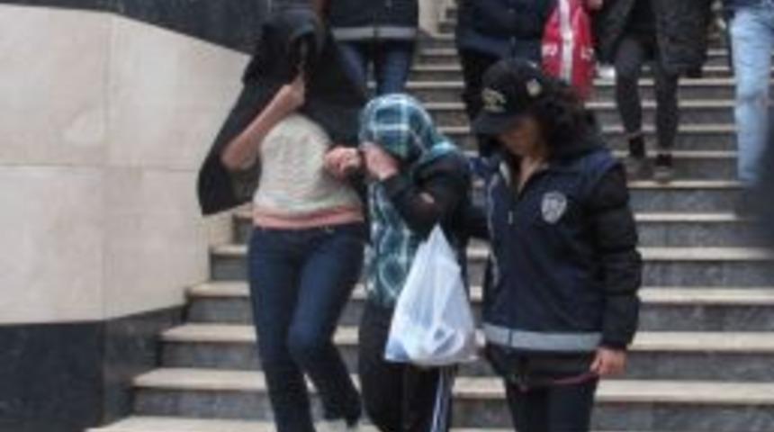 Fuhuş &Ccedil;etesi, 5 Yıl Boyunca M&uuml;şterilerinin Listesini Tutmuş