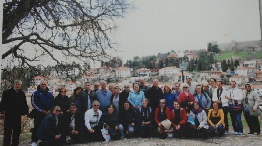 M&uuml;badele Torunları Atalarının Topraklarını Ziyaret Etti