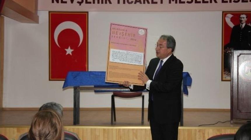 Belediye Başkanı &Uuml;nver, Orta&ouml;ğretim Kurumlarındaki Konferanslarını S&uuml;rd&uuml;r&uuml;yor