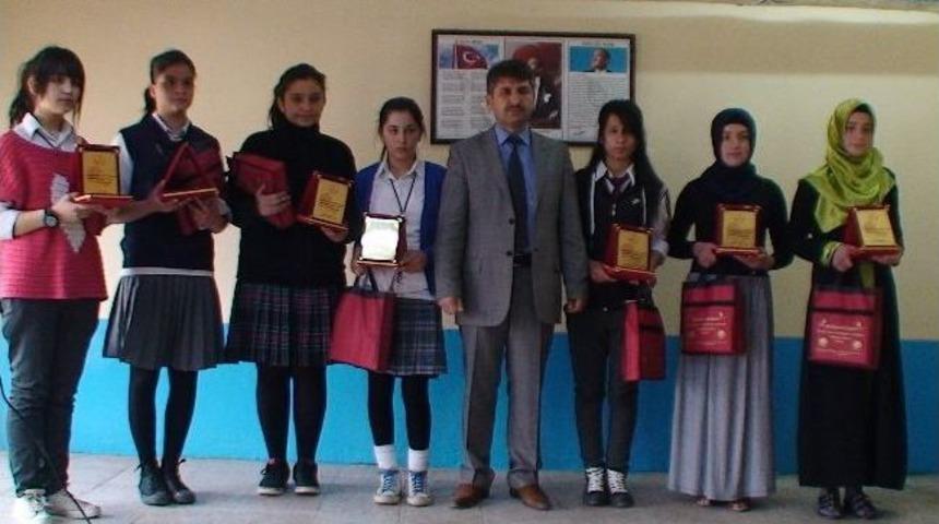 Kutlu Doğum Haftası Şiir Okuma Yarışması Yarı Finali Yapıldı