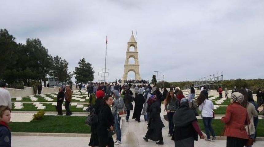 Edremitli &Ouml;ğrencilere &Ccedil;anakkale&rsquo;de Tarih Dersi