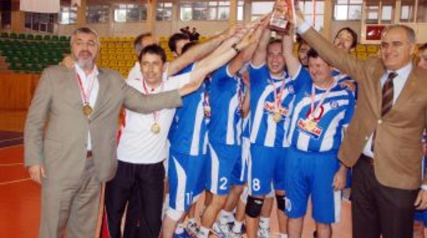 Play Offu Birinci Bitiren Beyzaspor, Adana'yı 2. Lig'de Temsil Edecek