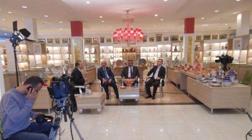 Vali &Ccedil;ift&ccedil;i Ve Başkan G&uuml;ral Bloomberg Tv'de