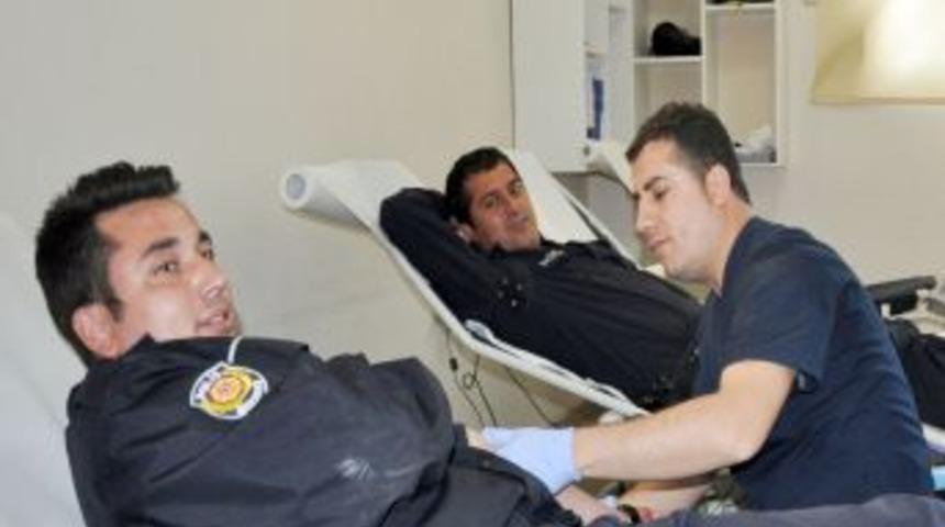 Midyat Polisi Kan Bağışında Bulundu