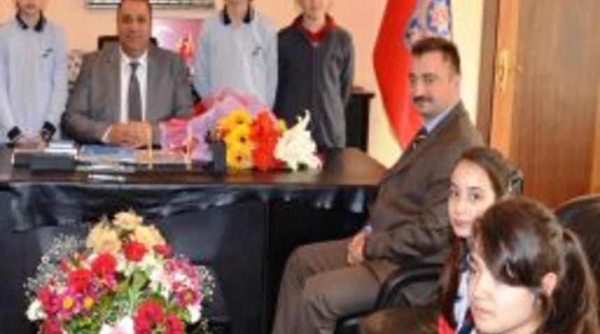 Işık Koleji Öğrencileri Emniyet Müdürünü Ziyaret Etti