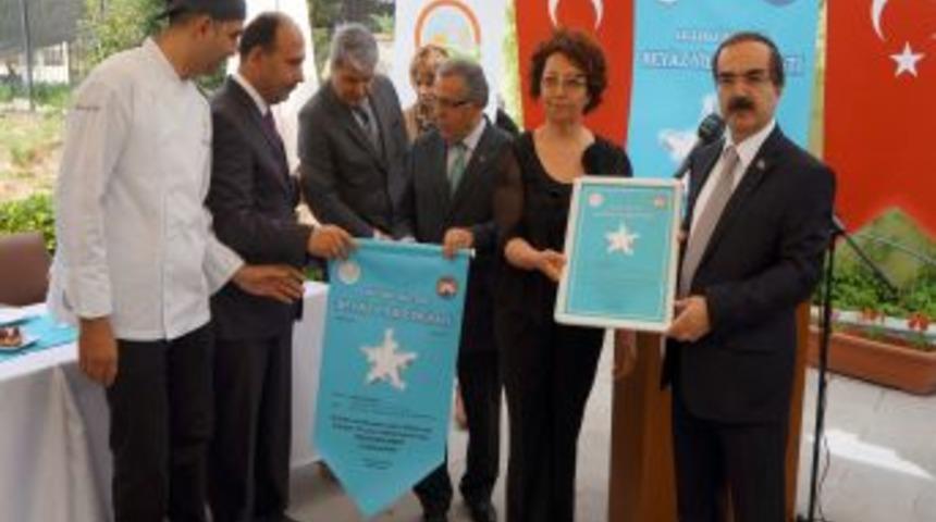 Vali Coş: Adana Gıda G&uuml;venliğinde '1' Numara Olacak