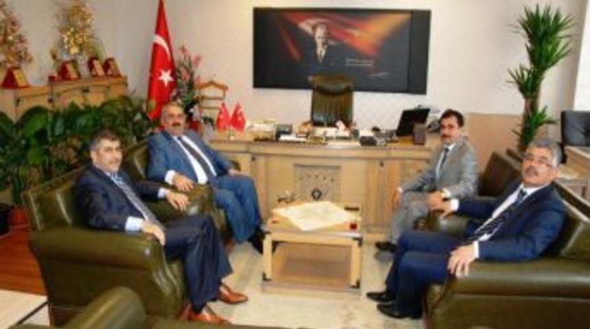 Bakan Yardımcısı'ndan İl Milli Eğtim M&uuml;d&uuml;r&uuml;'ne Ziyaret