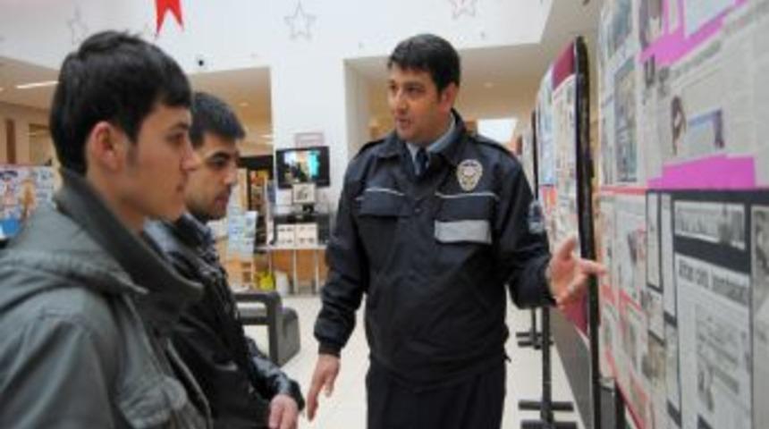 Polis Memuru Kup&uuml;r Sergisi A&ccedil;tı