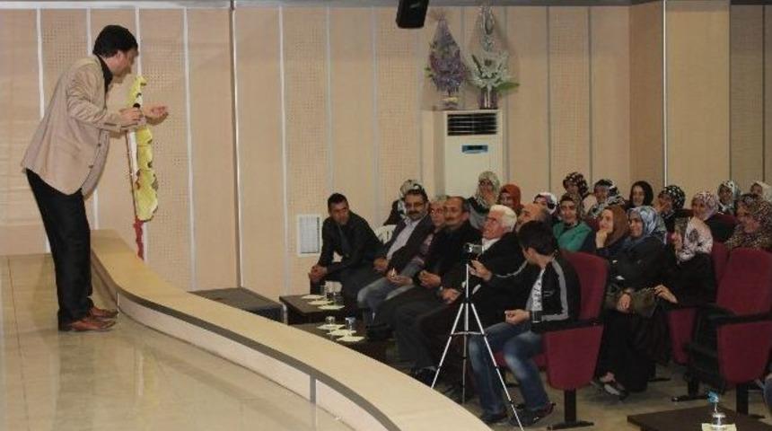 Yeşildağ, Mutluluğun Form&uuml;l&uuml;n&uuml; A&ccedil;ıkladı