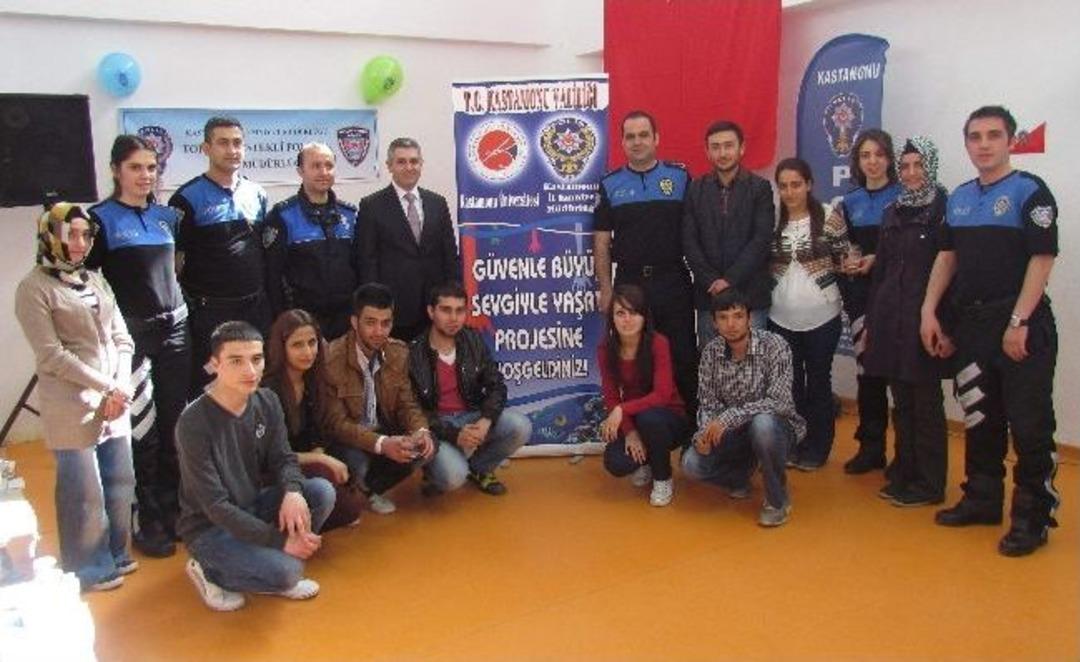 &Ouml;ğrencilere &ldquo;balıklı&rdquo; &Ouml;zel Eğitim Desteği