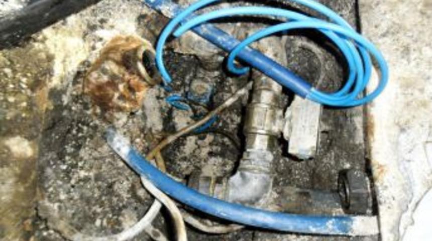 Şanlıurfa'da 8 Bin Litre Akaryakıt Ele Ge&ccedil;irildi