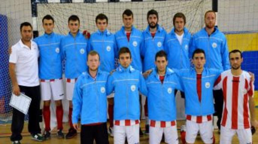 AİB&Uuml;, Salon Hokeyinde Şampiyon Oldu