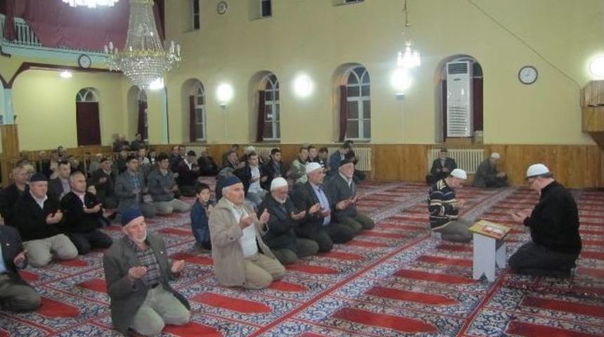 Hisarcık&rsquo;ta Şehit Polisler İ&ccedil;in Mevlit Okutuldu