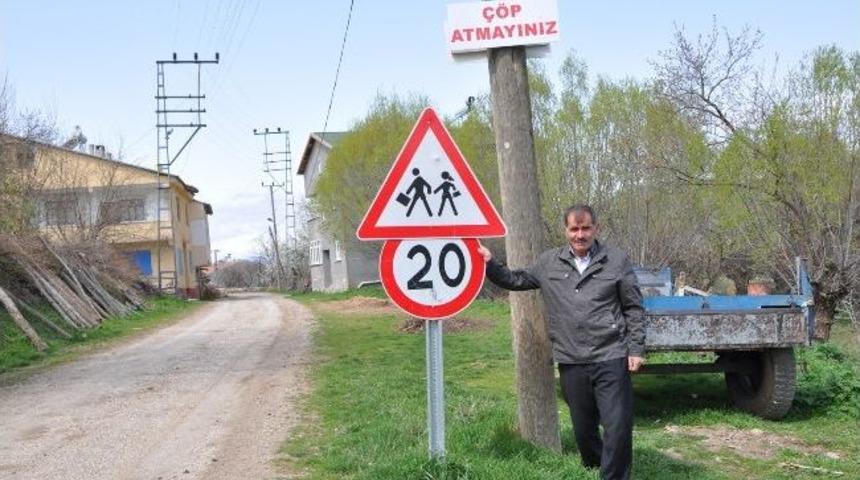 Modern K&ouml;y Herkesin Dikkatini &Ccedil;ekiyor