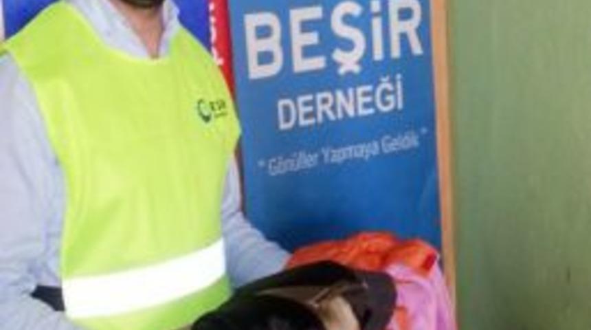 Beşir Derneği'nden Suriye&rsquo;ye Giysi Yardımı
