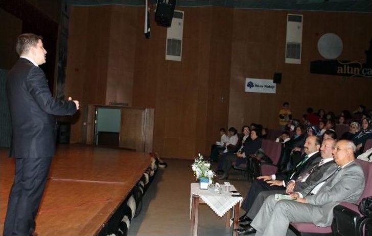 İhlas Koleji’nden Aile Ve Teknoloji Konferansı G4