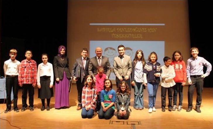 İhlas Koleji’nden Aile Ve Teknoloji Konferansı G3