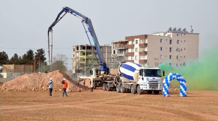 Ak&ccedil;akale&rsquo;de Hayırsever İş Adamlarından &Ouml;ğretmen Evi
