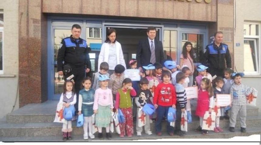 Bilecik Edebali Anaokulu &Ouml;ğrencileri Emniyet M&uuml;d&uuml;rl&uuml;ğ&uuml;'n&uuml; Ziyaret Etti