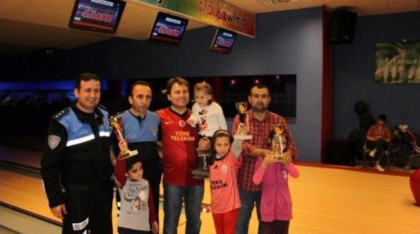 Polisler Antakya Primemall&rsquo;de Stres Attı