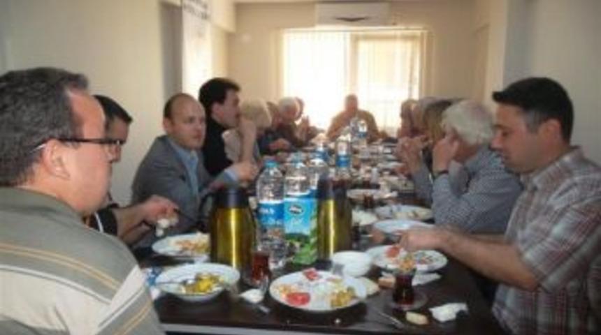 Diad İngilizleri Kahvaltıda Ağırladı