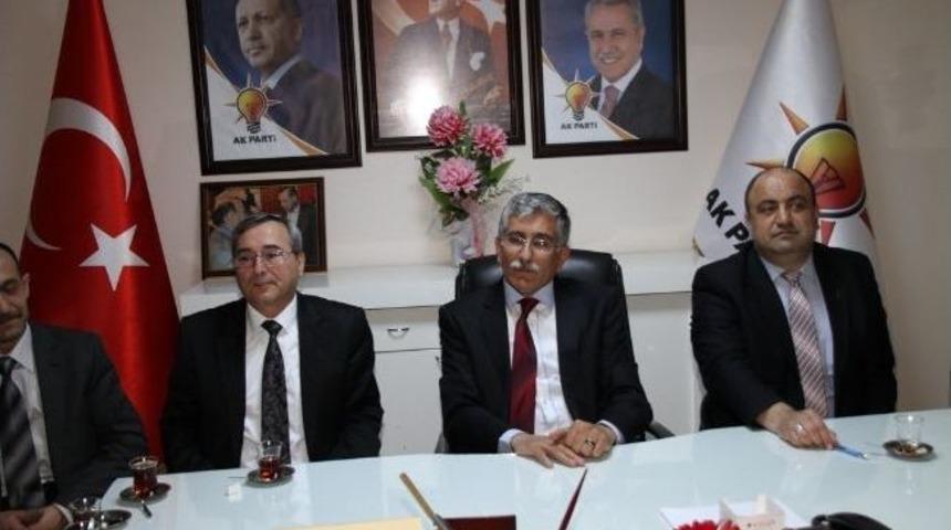 Atso Başkan Adayı Erol Boşnak, Ak Parti'yi Ziyaret Etti