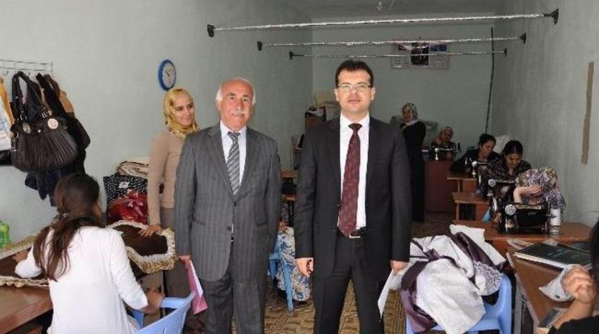 Kaymakam Demirci Hem Kurslarını Denetledi