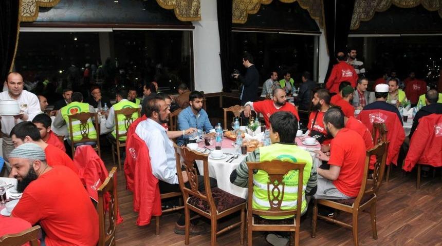 Suriye Konvoyu Ke&ccedil;i&ouml;ren&rsquo;de Mola Verdi