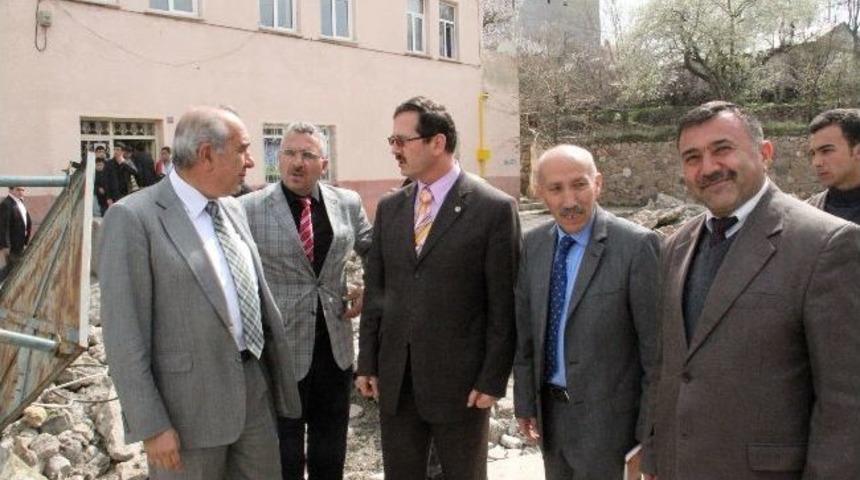 Suşehri İmam Hatip Lisesi&rsquo;nde &Ccedil;evre D&uuml;zenleme &Ccedil;alışmaları