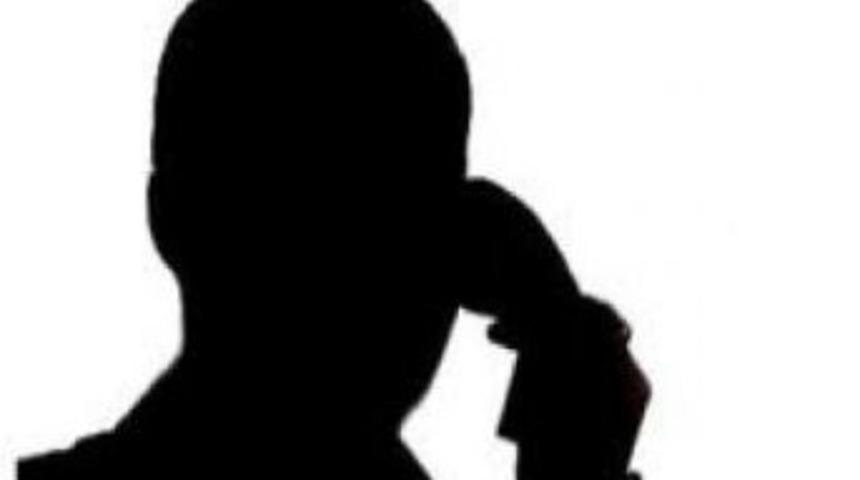 Telefonda "polisim" Deyip Dolandırdı