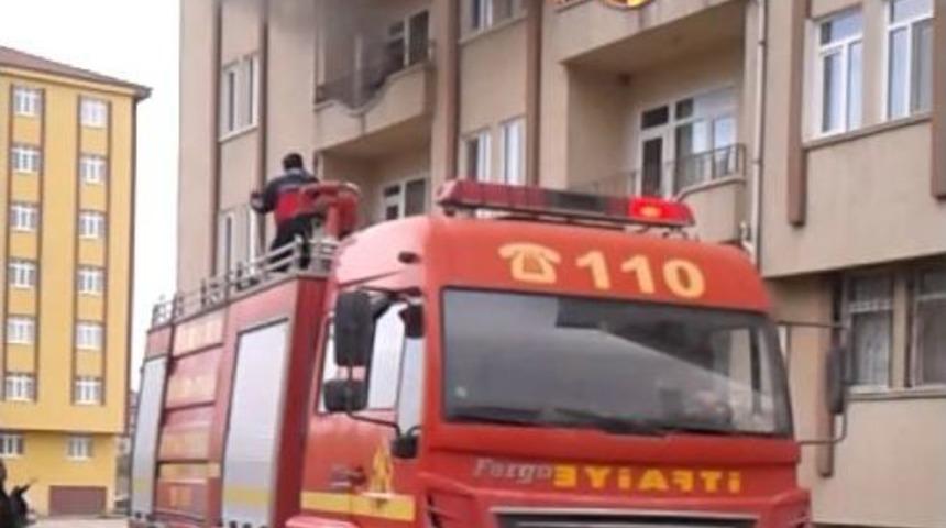 Yerk&ouml;y&rsquo;de S&ouml;nd&uuml;r&uuml;lmeyen Sigara İzmariti Evi Yakıyordu