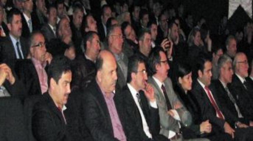 Belediye Başkanı &Ccedil;elik, T&uuml;rkiye Olimpiyatları'nın Arnavutluk Finalini Izledi