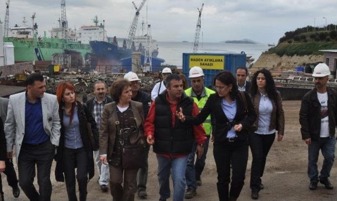 Chp'li G&uuml;ler'den Aliağa Gemi S&ouml;k&uuml;m Tesislerine Ziyareti