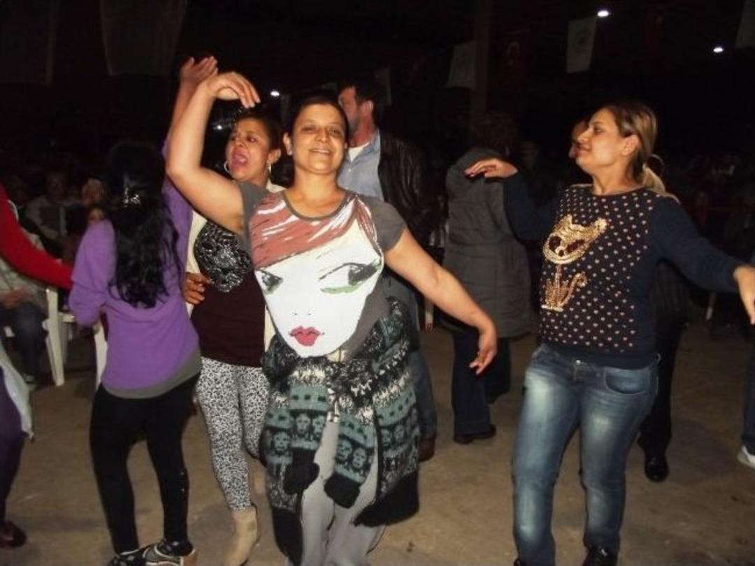 Romanlar Ayvalık&rsquo;ı Salladı