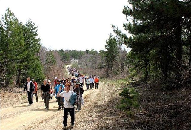 Sakarya’da Doğa Yürüyüşleri Devam Ediyor